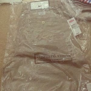 Light brown vineyard vines shorts